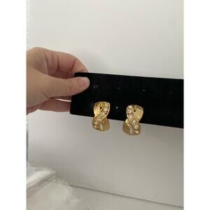 vintage clip on earrings